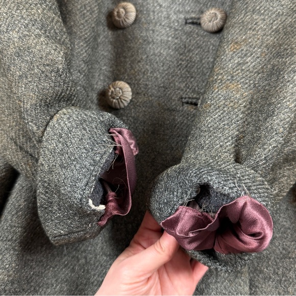 Grey jacket - Picture 7 of 14